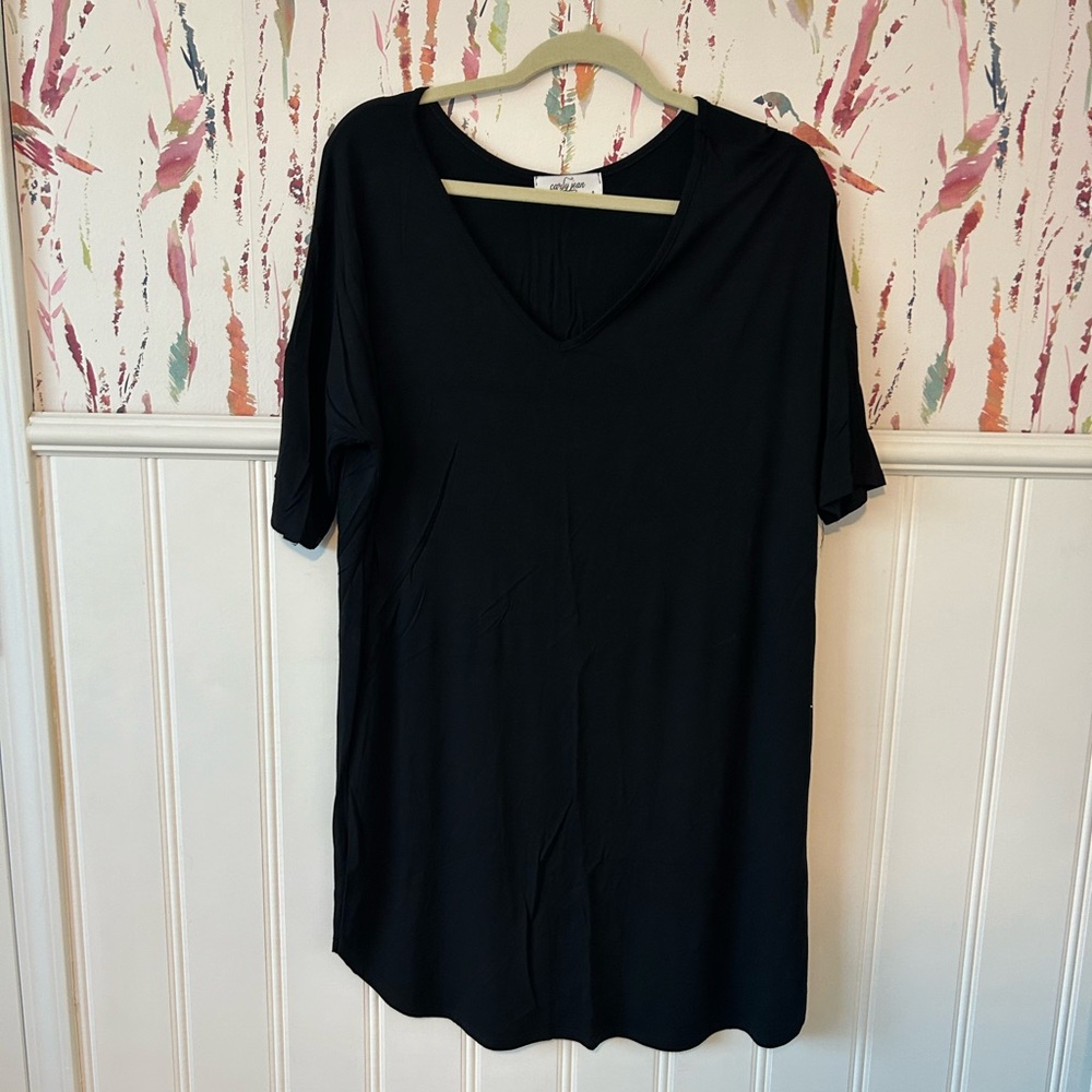 Carly Jean Black Short Sleeve Knit Dress
